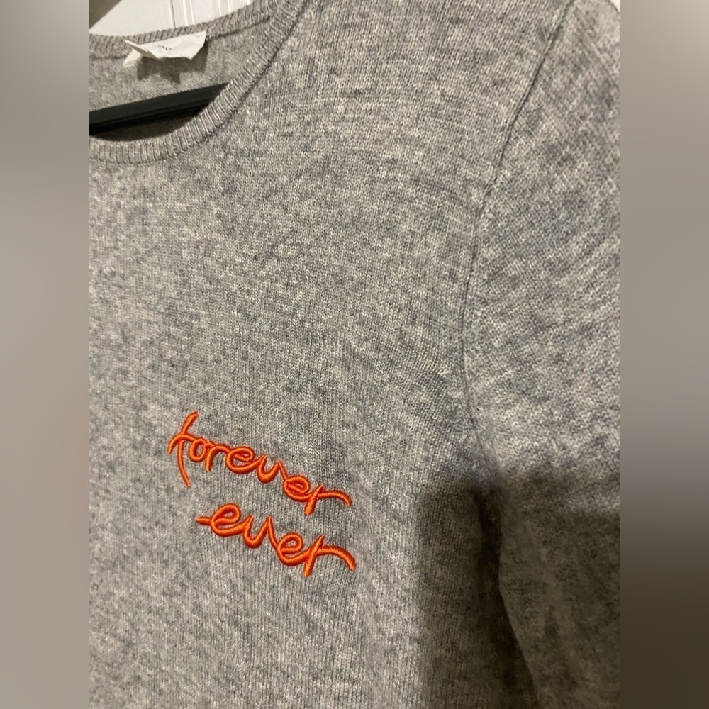 A loves A Women's Pullover Sweater Crew Neck Long Sleeve wool  Gray Size small - Picture 2 of 16
